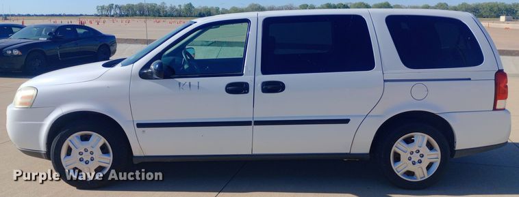 image for item DH1492 2008 Chevrolet  Uplander LS van