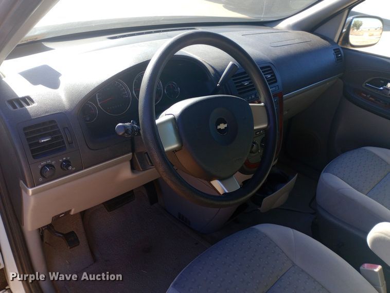 image for item DH1492 2008 Chevrolet  Uplander LS van