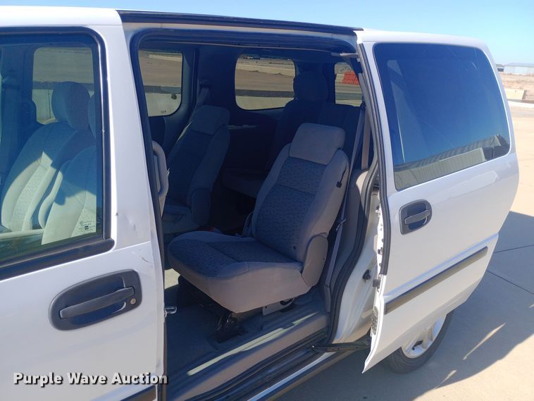 image for item DH1492 2008 Chevrolet  Uplander LS van