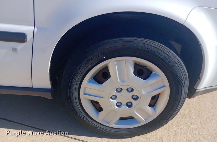 image for item DH1492 2008 Chevrolet  Uplander LS van