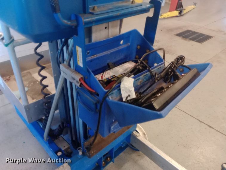 image for item DH1496 Genie AWP-24 vertical lift