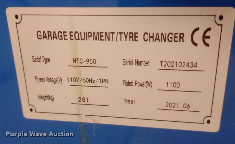 image for item DH1497 2021 Triumph NTC-950 tire machine