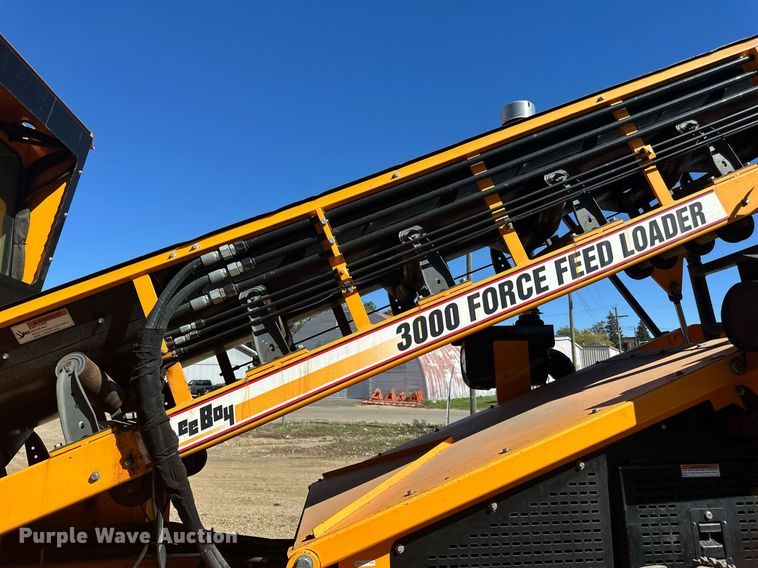 image for item DN0801 2011 LeeBoy 3000 windrow elevator
