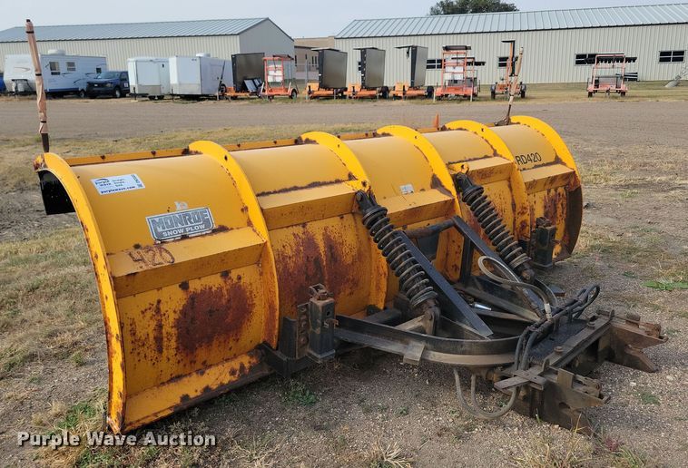 image for item DN3583 2006 Monroe snow plow