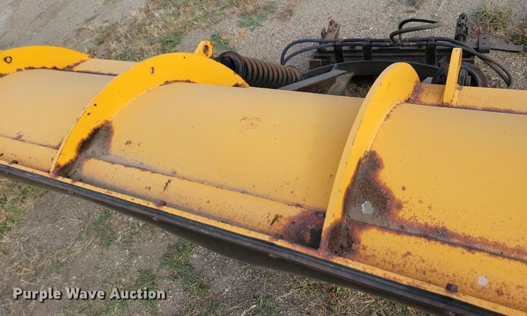 image for item DN3583 2006 Monroe snow plow