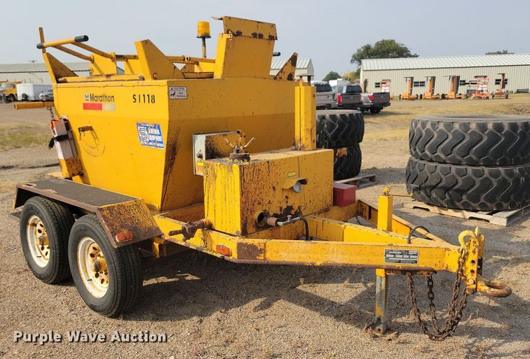 image for item DN3585 2006 Marathon asphalt heater trailer