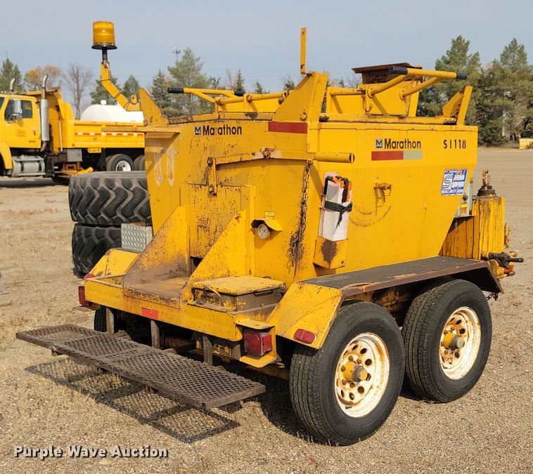 image for item DN3585 2006 Marathon asphalt heater trailer
