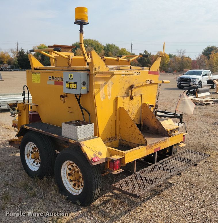 image for item DN3585 2006 Marathon asphalt heater trailer