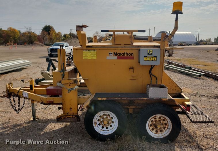image for item DN3585 2006 Marathon asphalt heater trailer
