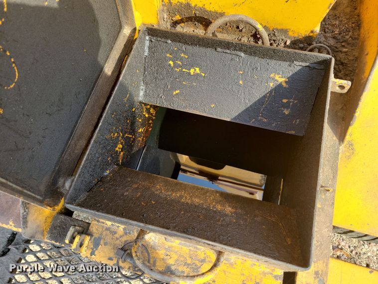 image for item DN3585 2006 Marathon asphalt heater trailer