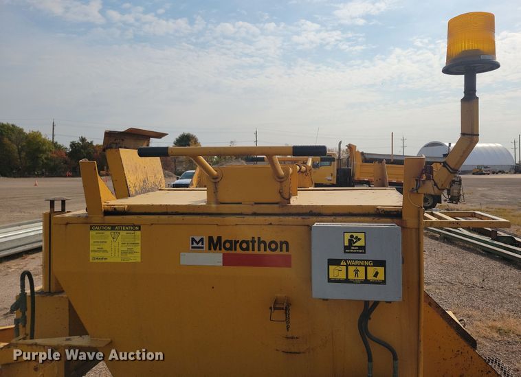 image for item DN3585 2006 Marathon asphalt heater trailer