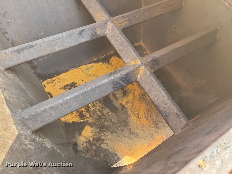 image for item DN3585 2006 Marathon asphalt heater trailer