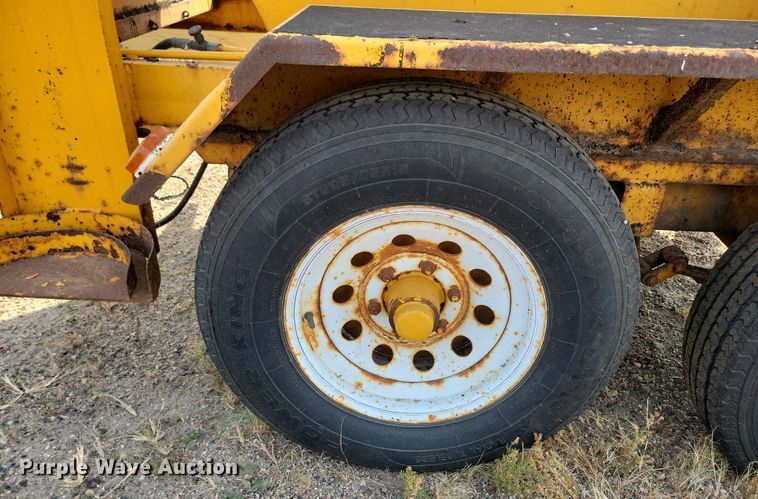 image for item DN3585 2006 Marathon asphalt heater trailer