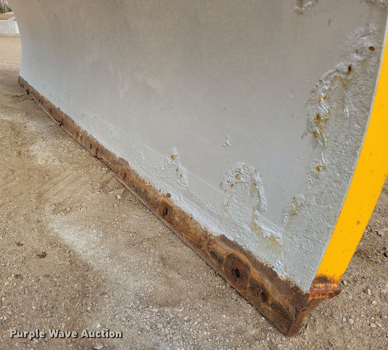 image for item DN3586 2008 Monroe MP48R12-ISCT snow plow