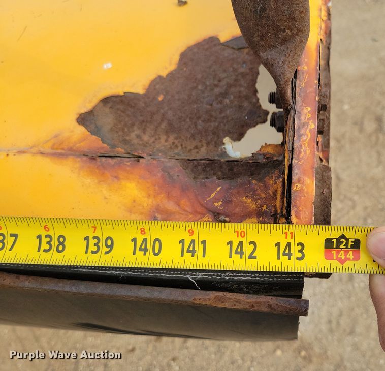 image for item DN3586 2008 Monroe MP48R12-ISCT snow plow