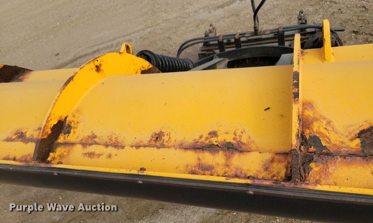 image for item DN3586 2008 Monroe MP48R12-ISCT snow plow