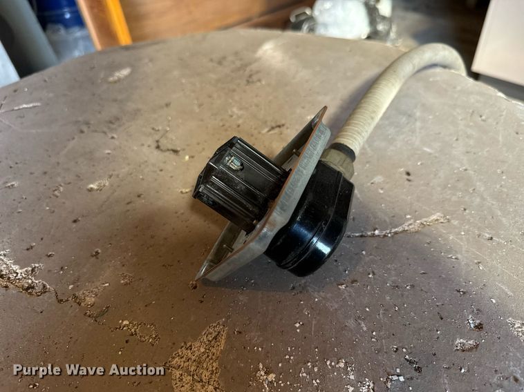 image for item DO1742 Skutt 230 electric kiln