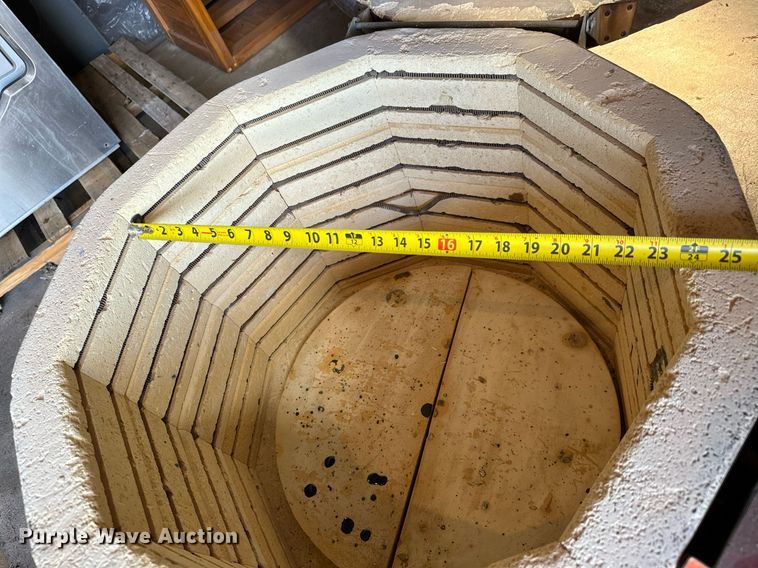 image for item DO1742 Skutt 230 electric kiln