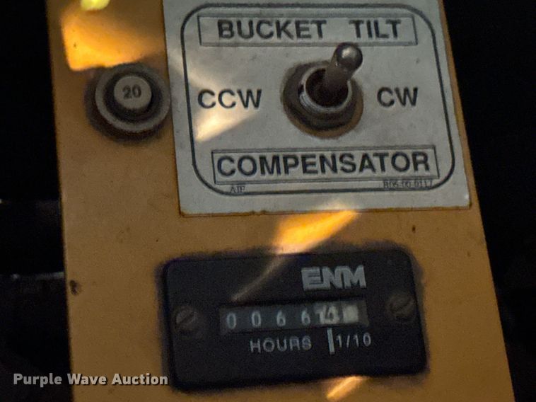 image for item DO1744 1997 Workforce  XLB-4232 boom lift