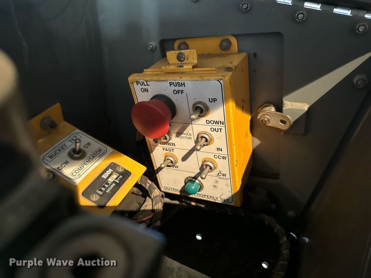 image for item DO1744 1997 Workforce  XLB-4232 boom lift