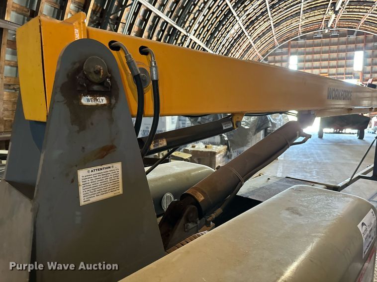 image for item DO1744 1997 Workforce  XLB-4232 boom lift