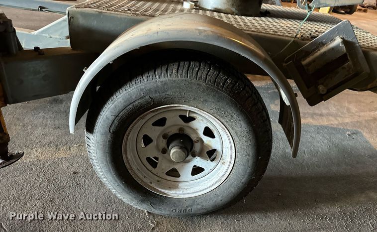 image for item DO1744 1997 Workforce  XLB-4232 boom lift