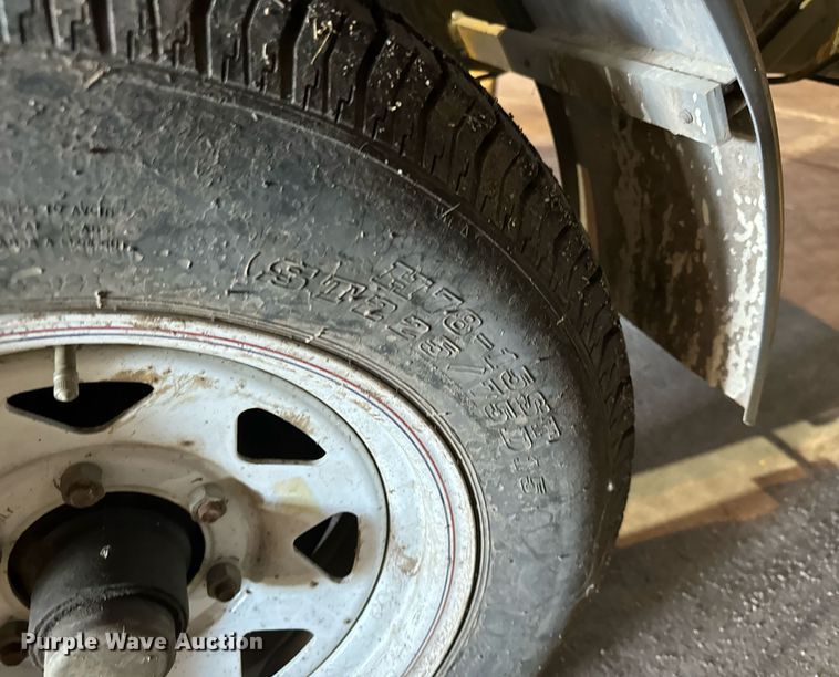 image for item DO1744 1997 Workforce  XLB-4232 boom lift