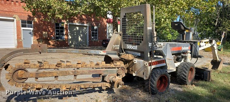 image for item DO7711 1989 Bobcat 3023 trencher