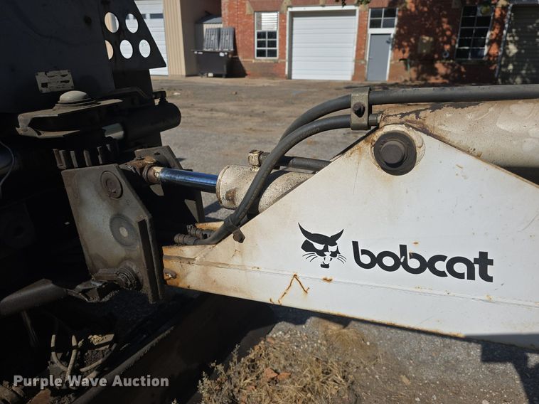 image for item DO7711 1989 Bobcat 3023 trencher