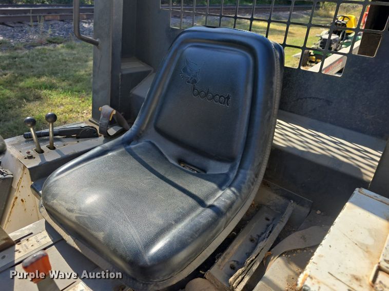 image for item DO7711 1989 Bobcat 3023 trencher