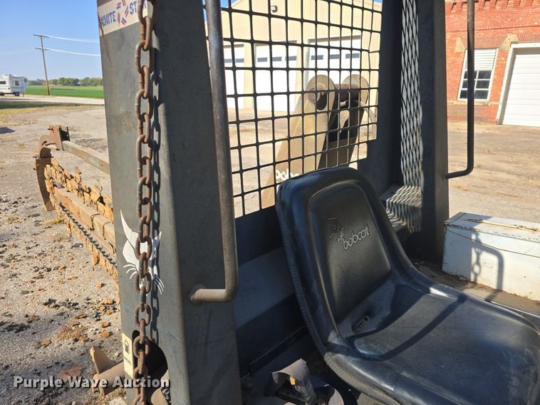 image for item DO7711 1989 Bobcat 3023 trencher