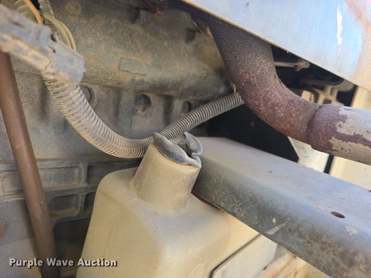 image for item DO7711 1989 Bobcat 3023 trencher