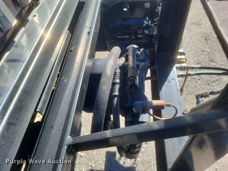 image for item DQ3704 2012 International  7400 SBA  dump truck