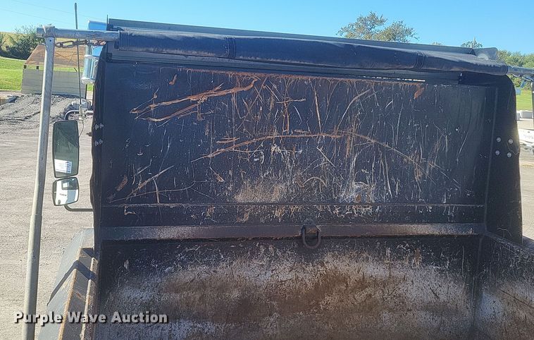 image for item DQ3704 2012 International  7400 SBA  dump truck