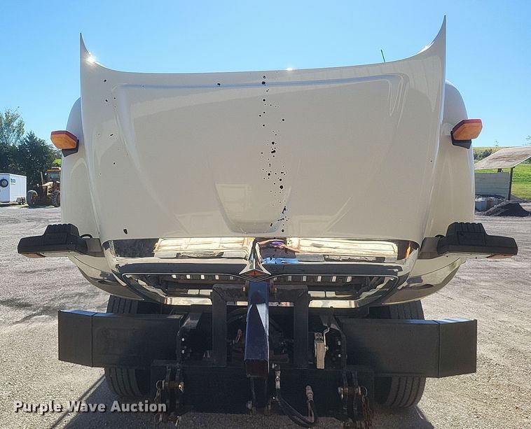 image for item DQ3704 2012 International  7400 SBA  dump truck