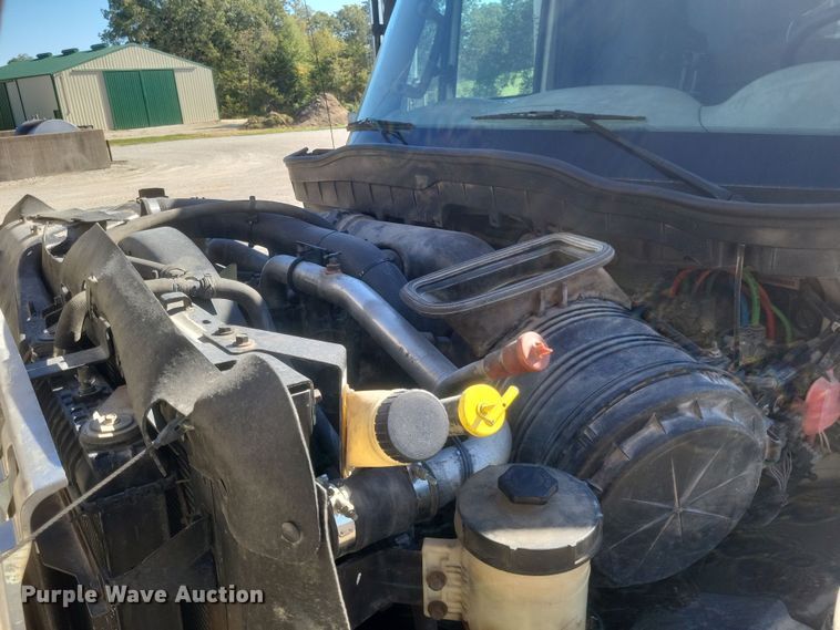 image for item DQ3704 2012 International  7400 SBA  dump truck