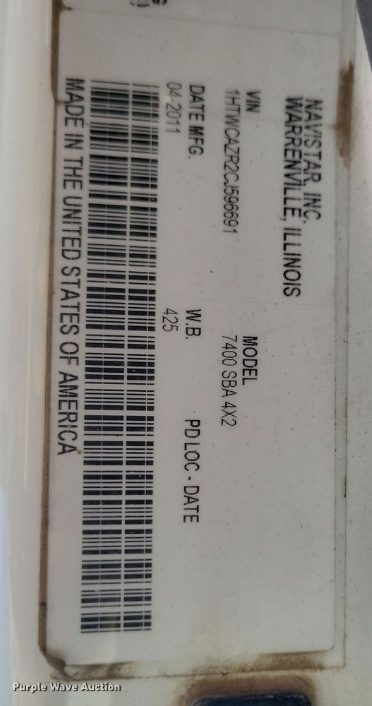 image for item DQ3704 2012 International  7400 SBA  dump truck