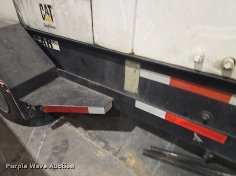 image for item DQ5159 2001 Caterpillar  SR4 generator