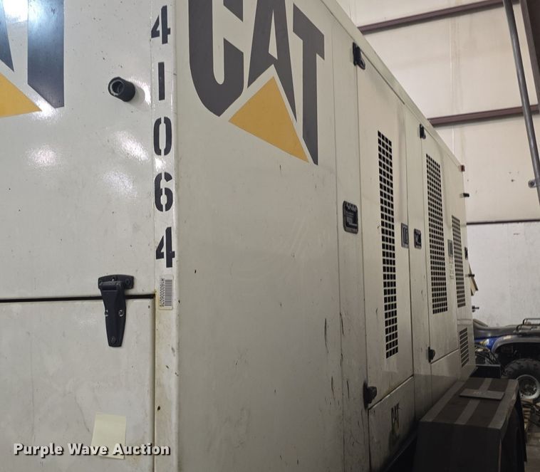 image for item DQ5159 2001 Caterpillar  SR4 generator