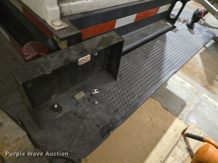 image for item DQ5159 2001 Caterpillar  SR4 generator