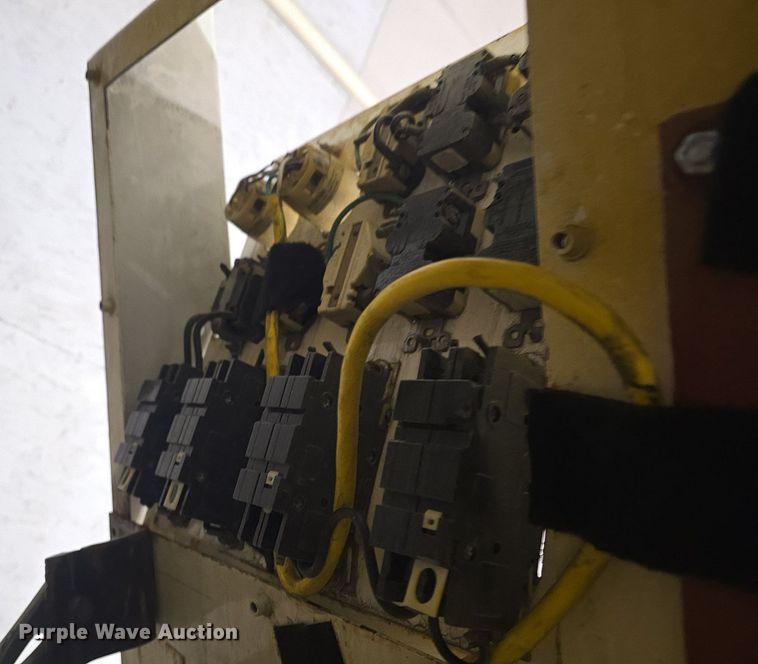 image for item DQ5159 2001 Caterpillar  SR4 generator