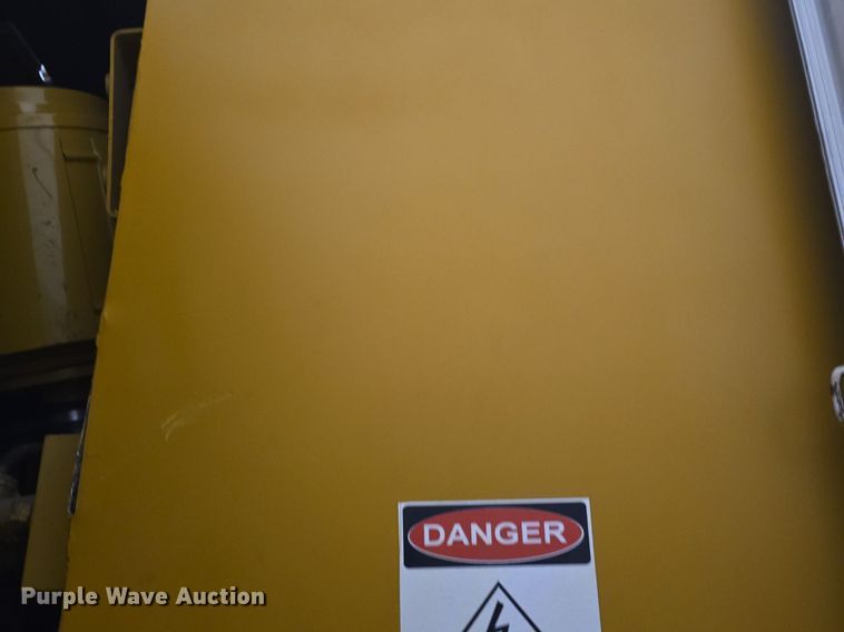 image for item DQ5159 2001 Caterpillar  SR4 generator