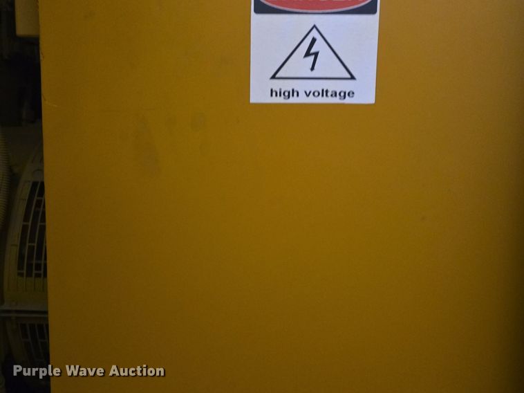 image for item DQ5159 2001 Caterpillar  SR4 generator