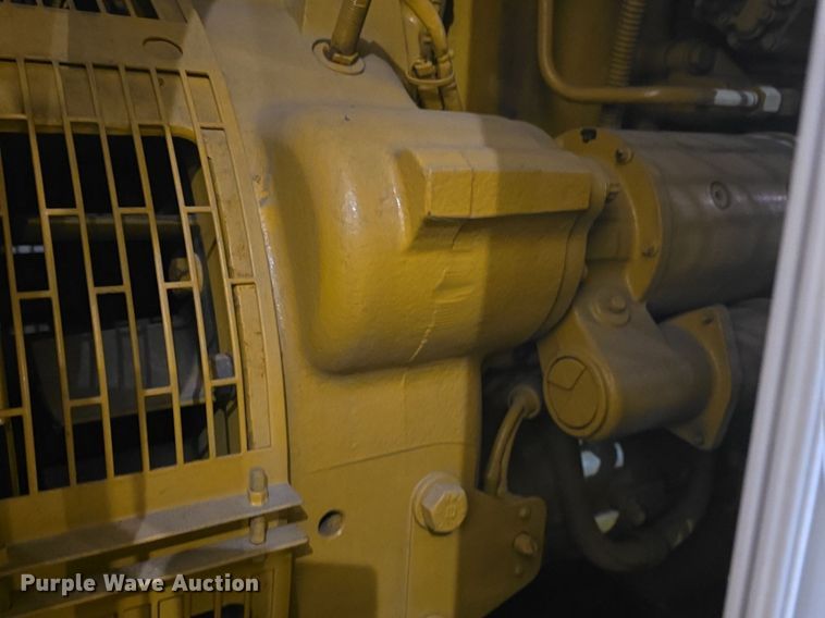 image for item DQ5159 2001 Caterpillar  SR4 generator
