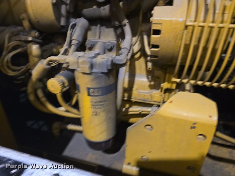 image for item DQ5159 2001 Caterpillar  SR4 generator