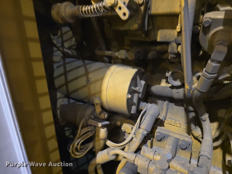 image for item DQ5159 2001 Caterpillar  SR4 generator