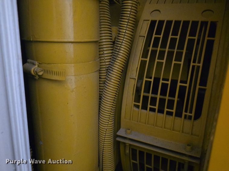 image for item DQ5159 2001 Caterpillar  SR4 generator