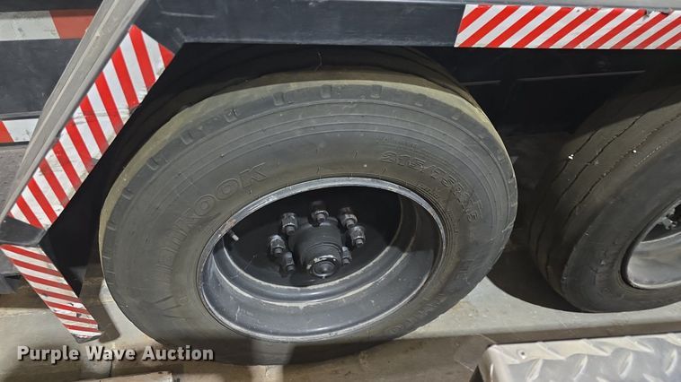 image for item DQ5159 2001 Caterpillar  SR4 generator