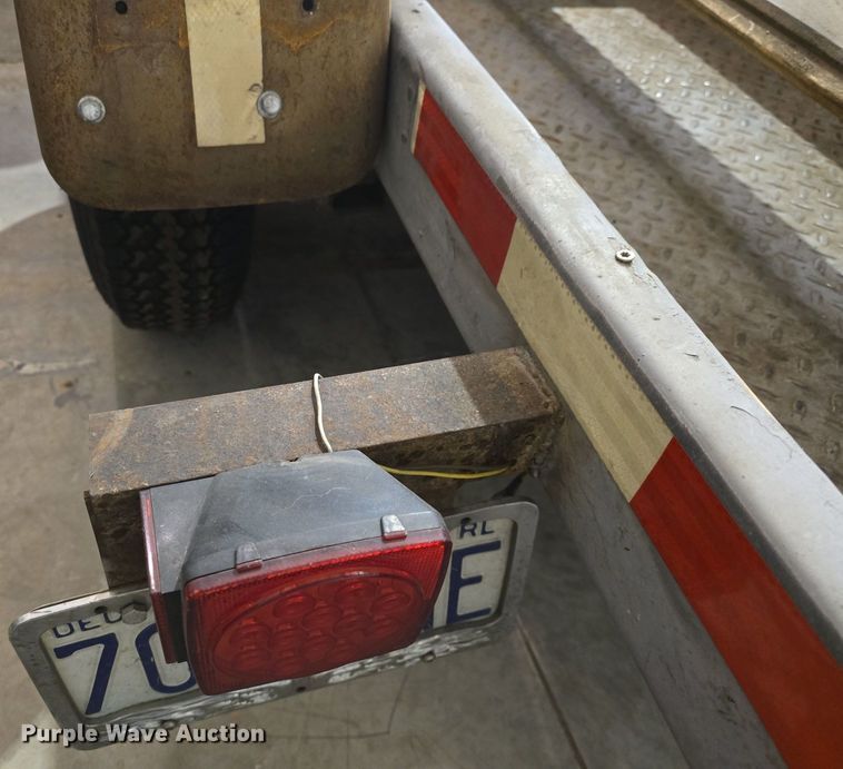 image for item DQ5160 2006 shop built utility trailer