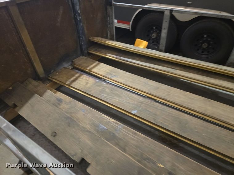 image for item DQ5160 2006 shop built utility trailer